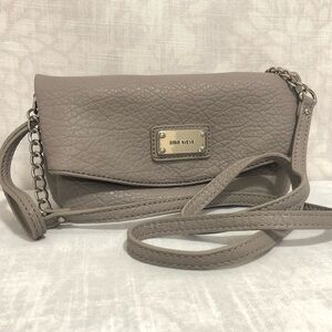 Nine West Taupe Gray Faux Leather Crossbody Wristlet Wallet Purse Chain Strap
